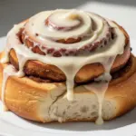 sourdough cinnamon rolls - featured image